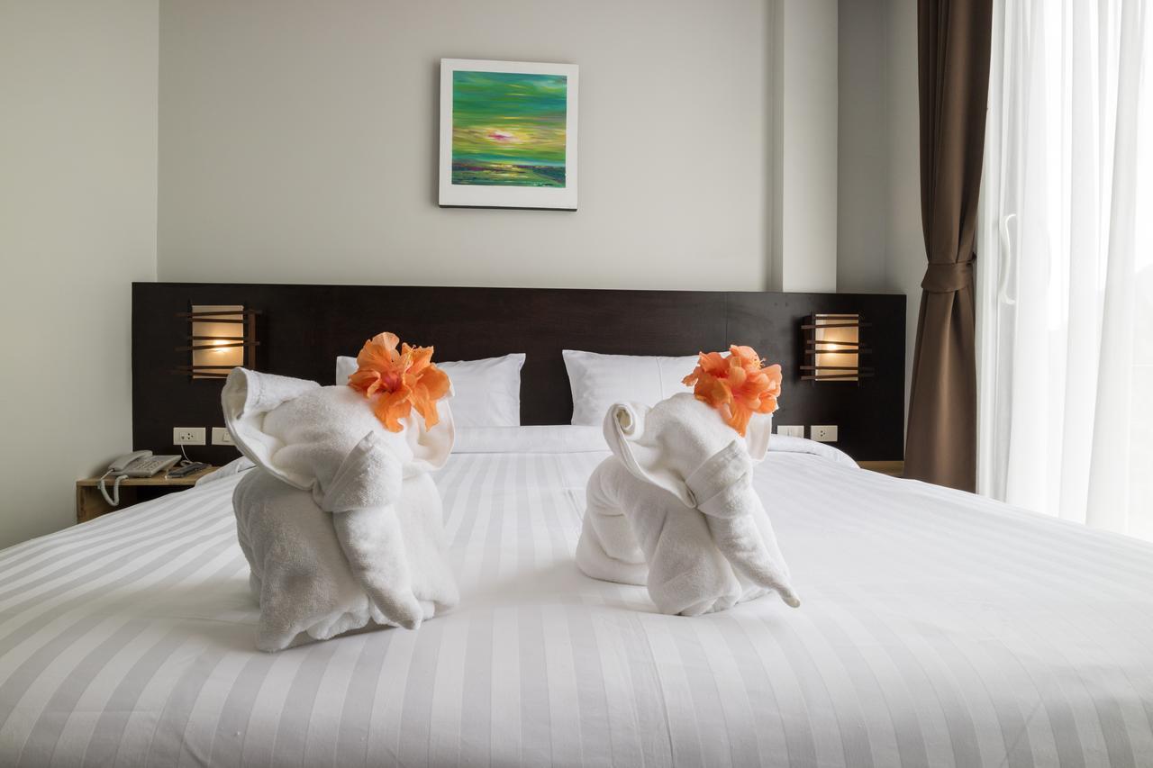 S2 Residence Ao Nang Bagian luar foto